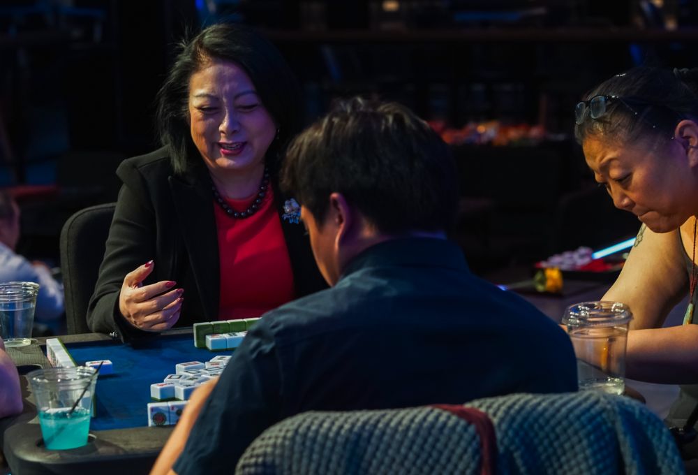 리치에서 블러핑과 압박으로 상대를 제압하는 방법